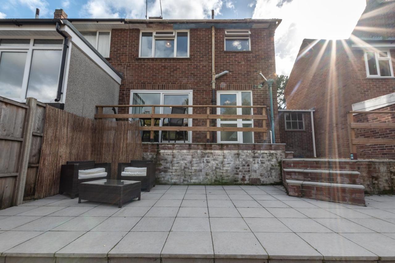 3 Bedrooms House Ideal For Long Stays! Southampton Exterior photo
