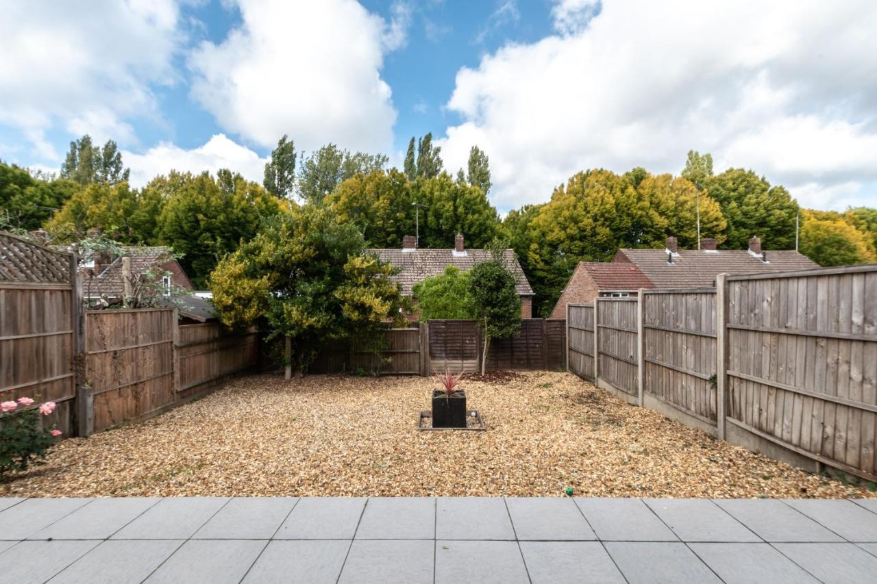 3 Bedrooms House Ideal For Long Stays! Southampton Exterior photo